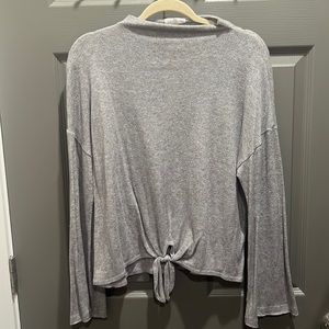 socialite Mock-neck long sleeve